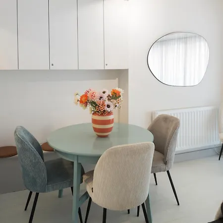 Modern & Functional Near Apartamento *