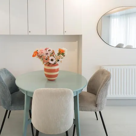 Modern & Functional Near Apartment *